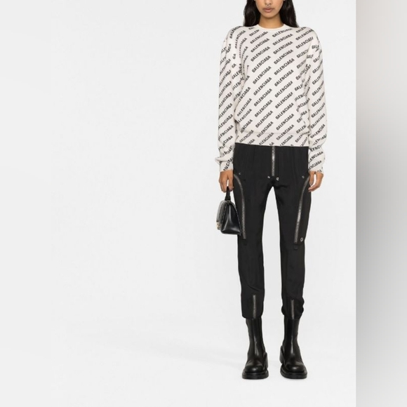Balenciaga L XL White Chalk All Over Mini Logo Print Knit Sweater Wool Cotton IT - Picture 10 of 16